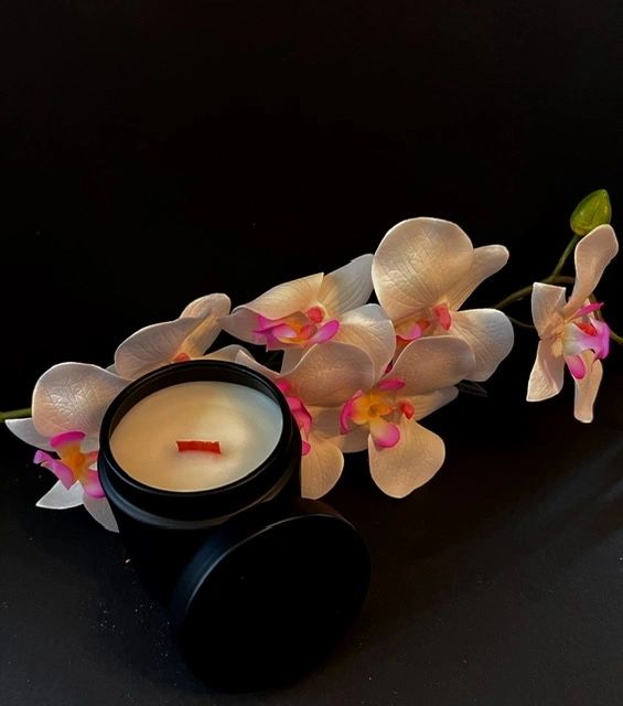 orchid & black amber-essential oils